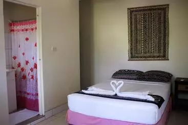 הוסטל Bamboo Backpackers