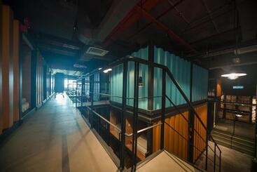 מלון כמוסות Capsuletransit Klia 2   Gateway@klia2, Level 1