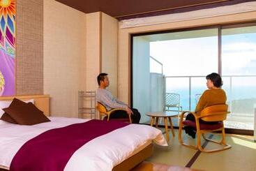 Hotel Kyukamura Kishu Kada