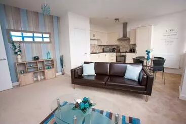 شقق خاصة سياحية Comfortable Swindon Town Centre Apartments, Free Parking, Sleeps Up To 8