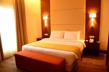 Hotell Monticello Tagaytay