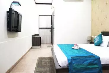 Hotel Oyo Rooms By Pass Road Gandhi Nagar