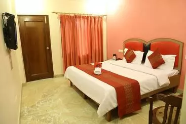 هتل Oyo Rooms Sector 42 Chandigarh