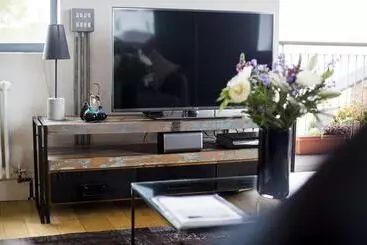 آپارتمان‌های توریست‌ها Paintworks Apartments