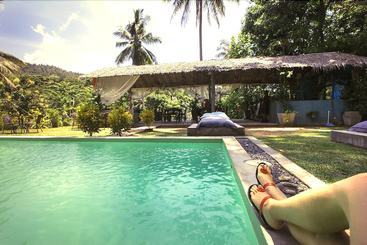 펜션 Mali Samui Resort