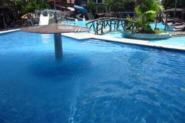 Resort Caribbean Waterpark And Resotel