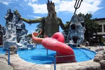 Resort Caribbean Waterpark And Resotel