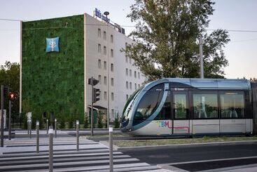 هتل Ibis Budget Bordeaux Aeroport
