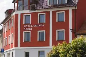 Hotel Ostrov Garni