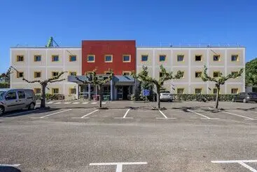 B&b Hotel Nîmes Caissargues