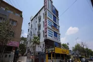 فندق فئة نجمة واحدة Anbu Park