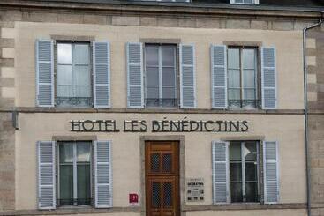 בית מלון כפרי Les Benedictins
