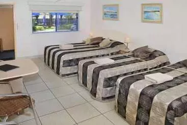 Yamba Twin Pines Motel