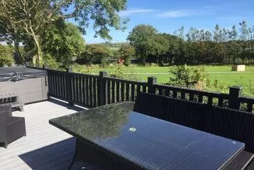 شقق خاصة سياحية St. Tinney Farm