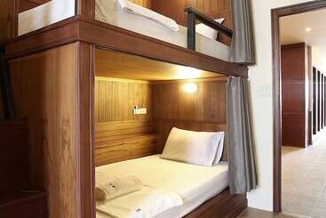 Hogwortz Hostel Krabi