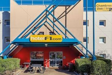 בית מלון כפרי F1 Chambery Nord Renove