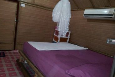 Jackie Bamboo House - Hostel