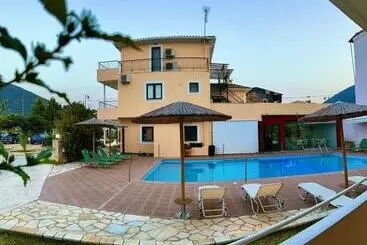 هتل آپارتمان Odyssion