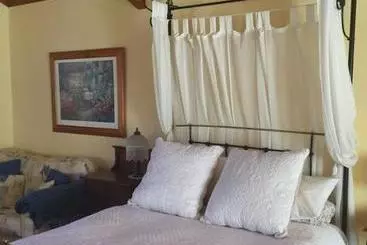 住宿加早餐 Braeside Garden Cottages