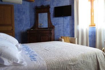 آپارتمان‌های توریست‌ها Sicilia Encantada