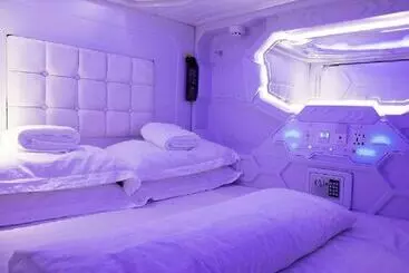 カプセルホテル Met A Space Pod @ Boat Quay