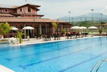 コテージ L Oasi Del Fauno Country House