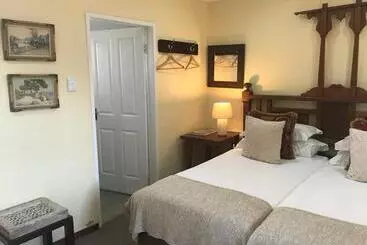 膳宿费 The Crown Guest House