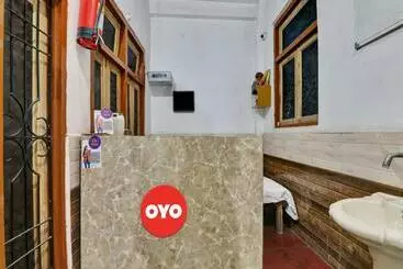 Hotel Oyo Flagship 81103 Platinum