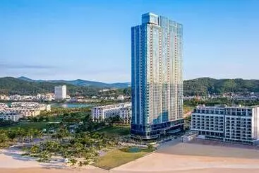 Hotelli A La Carte Ha Long Bay Residence