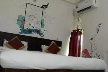 Hotelli Ganpati Palace Agra