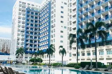 アパートホテル Sea Residences   Angel Alano