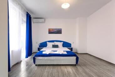 酒店 Siyanie Kiten