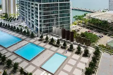 هتل آپارتمان Icon Brickell Luxury Residence