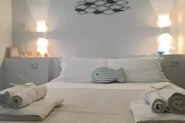 تختخواب و صبحانه La Casa Al Mare