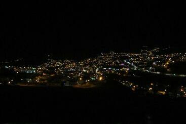 پانسیون Petra Skylight