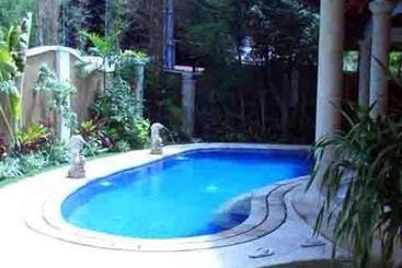 דירות לתיירים Bali Golden Villas