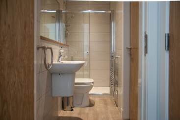 Braid Apartments By Mansley