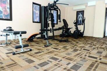 Dewarna Hotel And Convention Bojonegoro