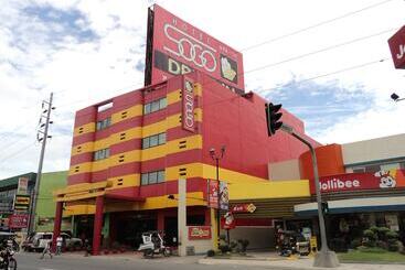 בית מלון כפרי Sogo Cabanatuan