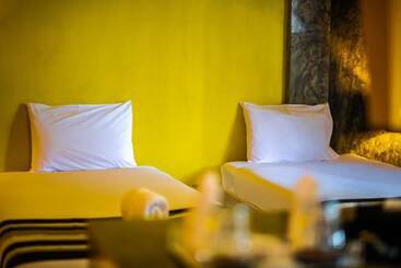 فندق The B Ranong Trend