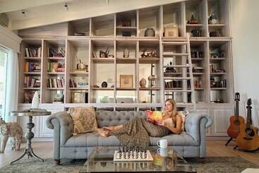 Отель The Retreat Costa Rica   Wellness Resort & Spa