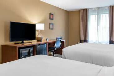 Отель Comfort Inn Pa Turnpike I81
