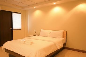 בית מלון כפרי Room At Prachachuen