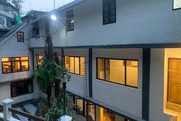 Hotel Sherpa International Heritage