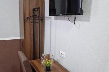 בית מלון כפרי Djerdan