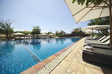 בית מלון כפרי Fairmont Zimbali Resort