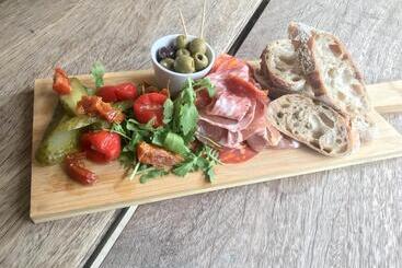 בית מלון כפרי Kings Head Low House