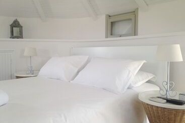 Жильё для туристов Aera Milos