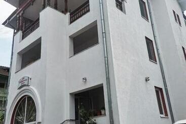 Pensiunea Belladonna Baile Olanesti