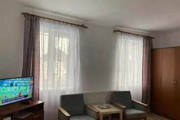 ペンション , La Maison Concordia